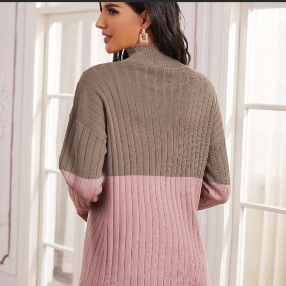 Dash Outfitters Colorblock Sweater Size Small —#074 - Picture 3 of 5